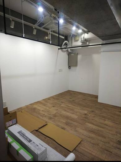 店舗・オフィスの施工中